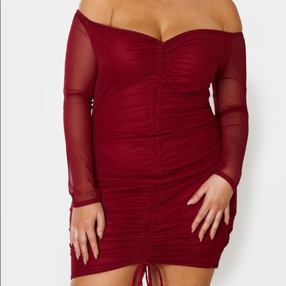 PrettyLittleThing Bodycon Dress - Picture 2 of 5